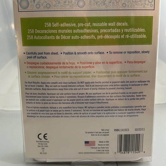Roommates Peel and Stick Wall Decals Celestial Glow In the Dark Stars NWT - Picture 7 of 7